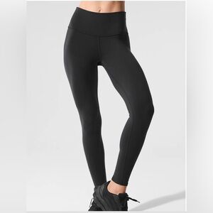 ALO Yoga HighWaist airbrush leggings sz L Black